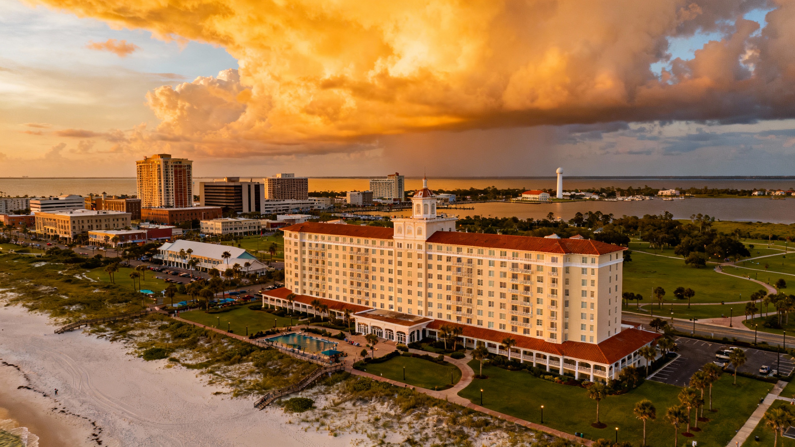 Pensacola, Florida beachside hotel and sand