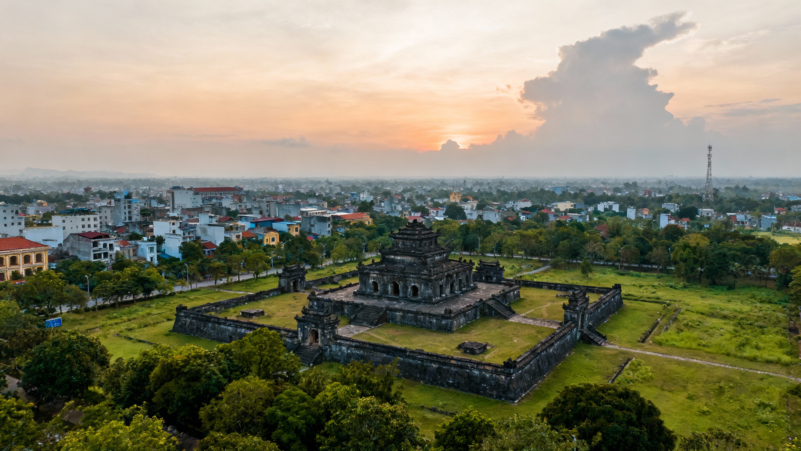 Tomb King An Duong Vietnam ancient ruins