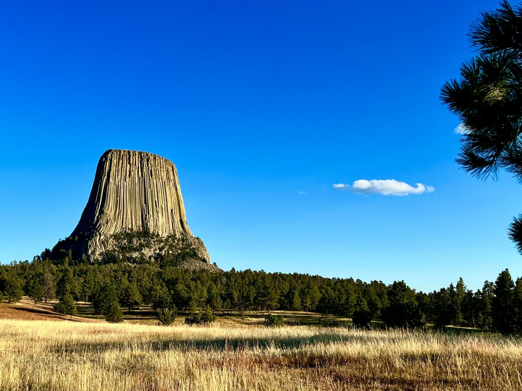 Devils Tower, Wyoming: A Majestic and Sacred Landmark