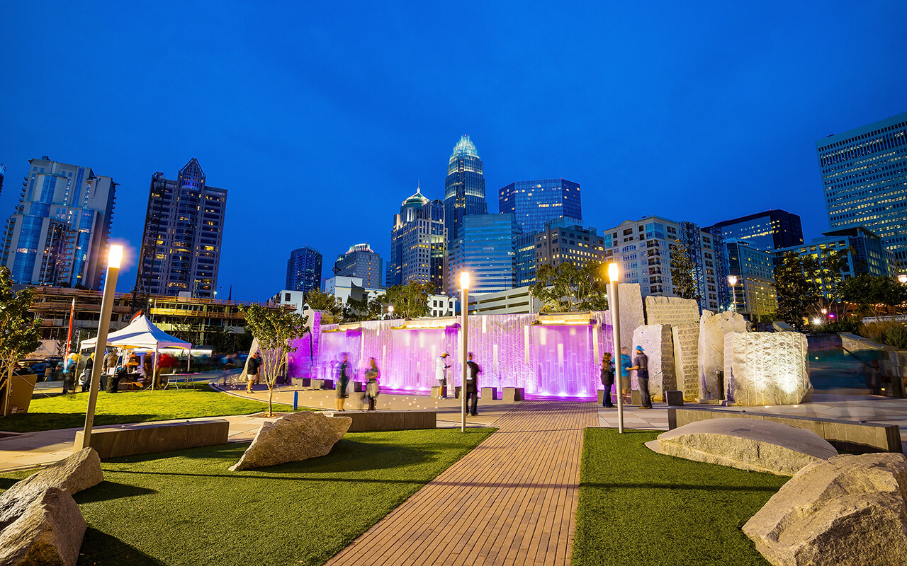 Charlotte, NC: Vibrant Walkable Neighborhoods with Green Spaces