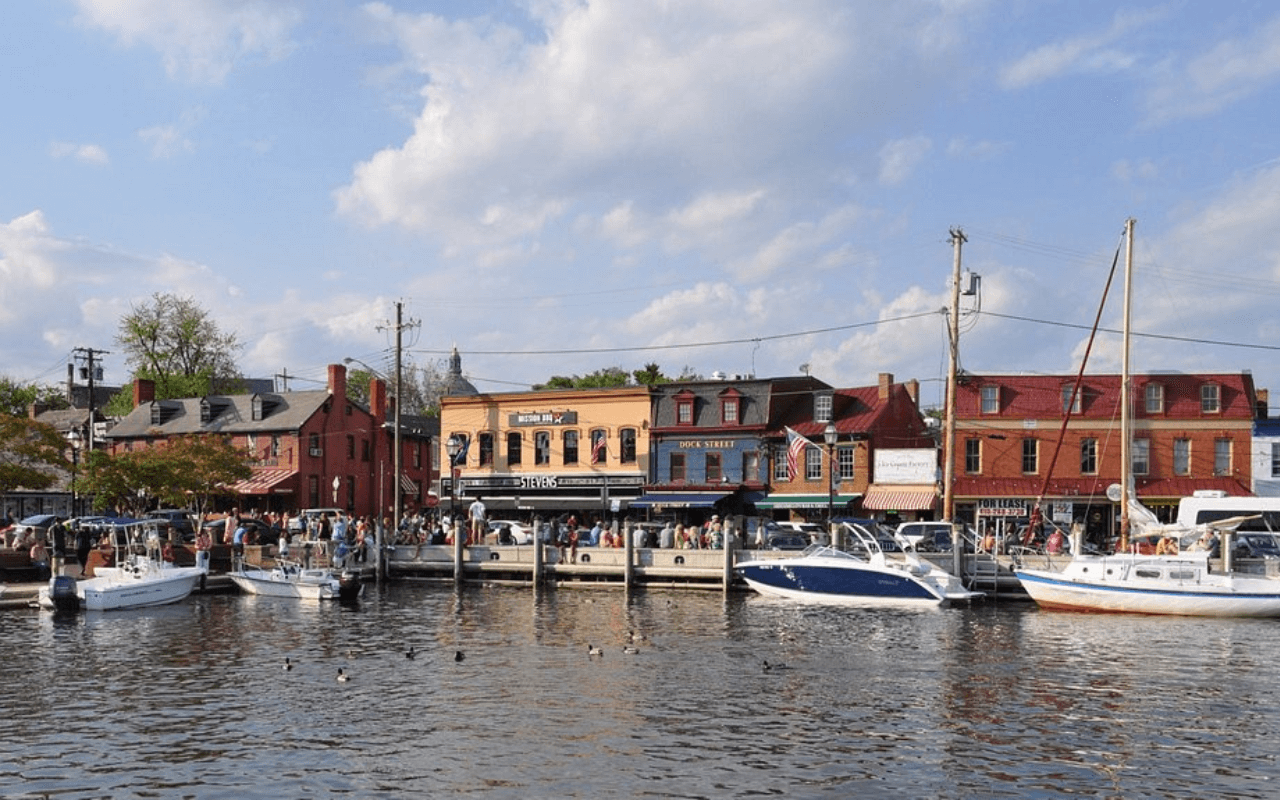Maryland’s City Dock: Harbor Views and Waterfront Dining