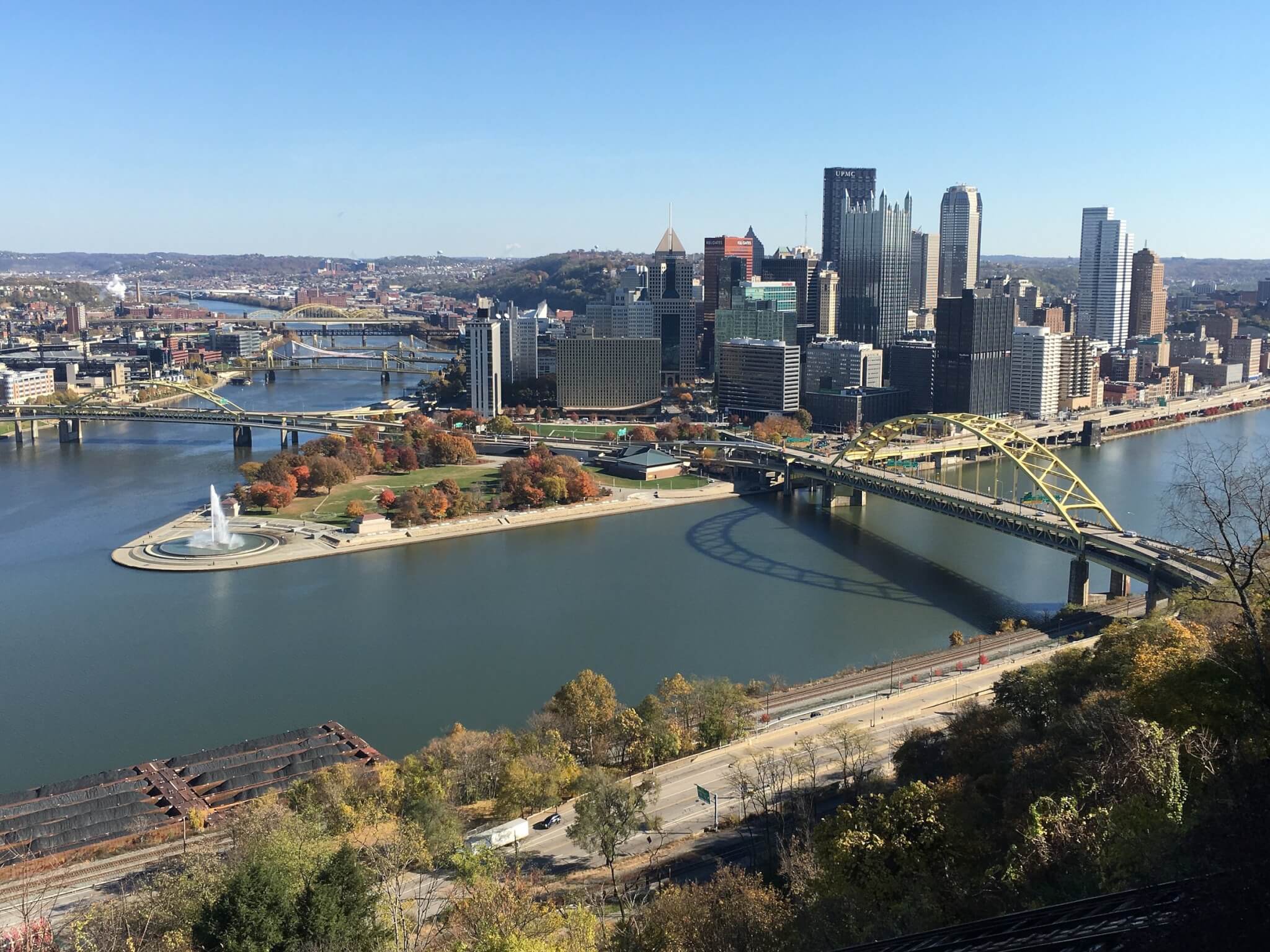 Pittsburgh, Pennsylvania: A City of Museums and Culinary Delights