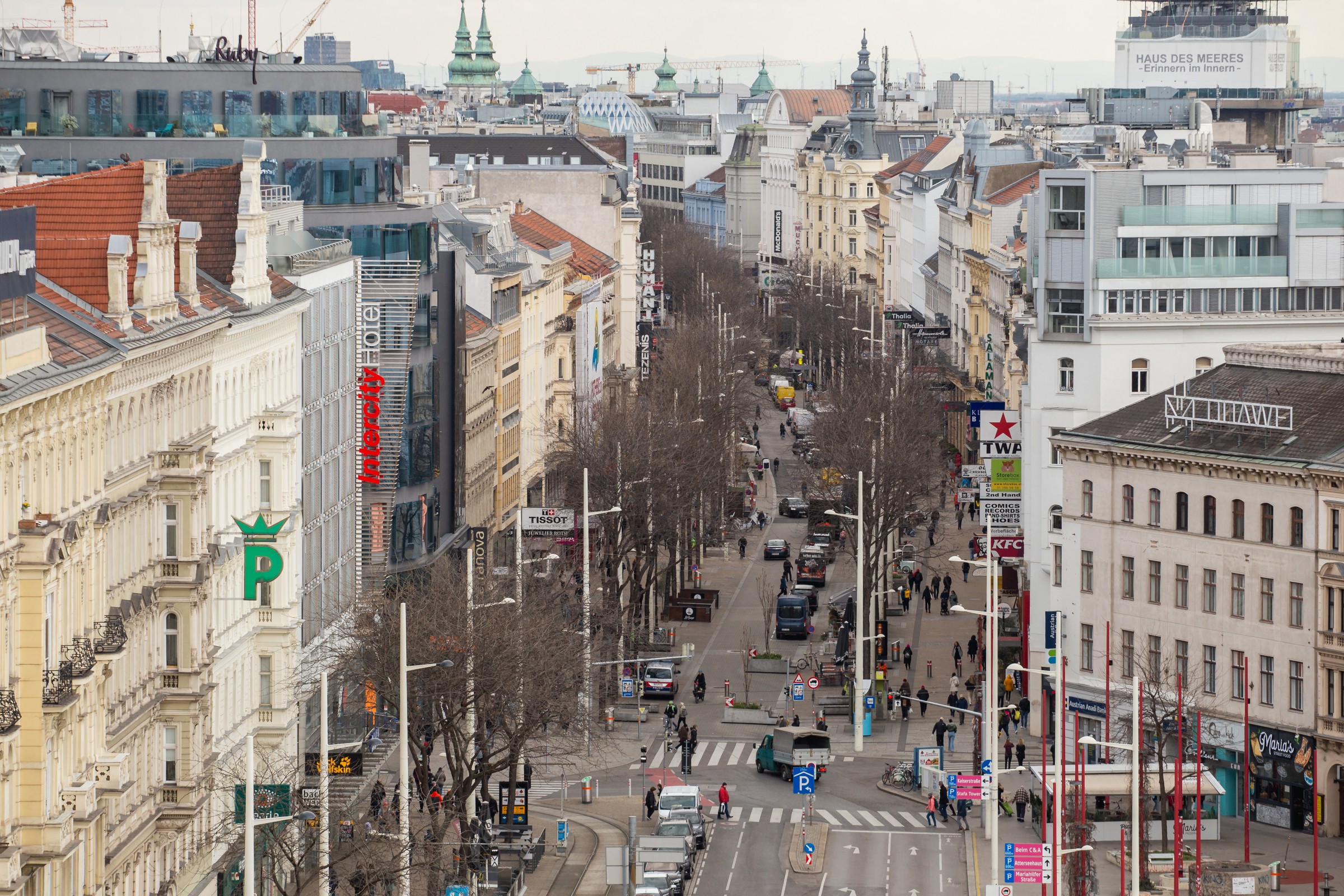 Vienna’s Bustling Mariahilfer Straße