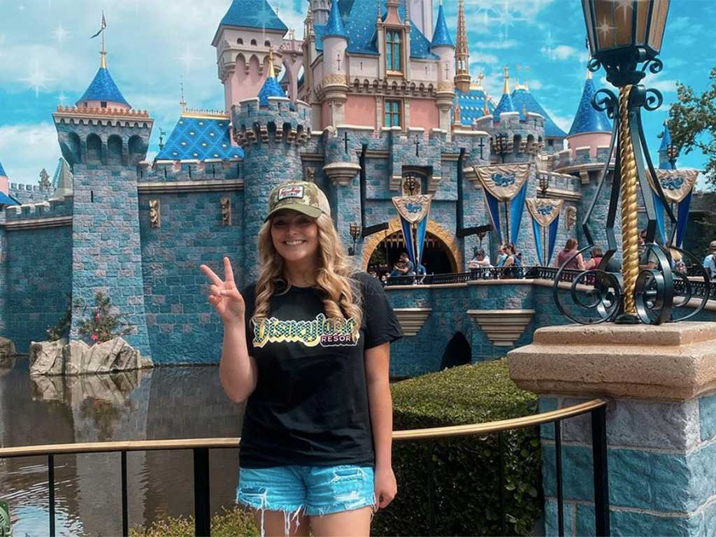 Visit During School Sessions for Fewer Crowds