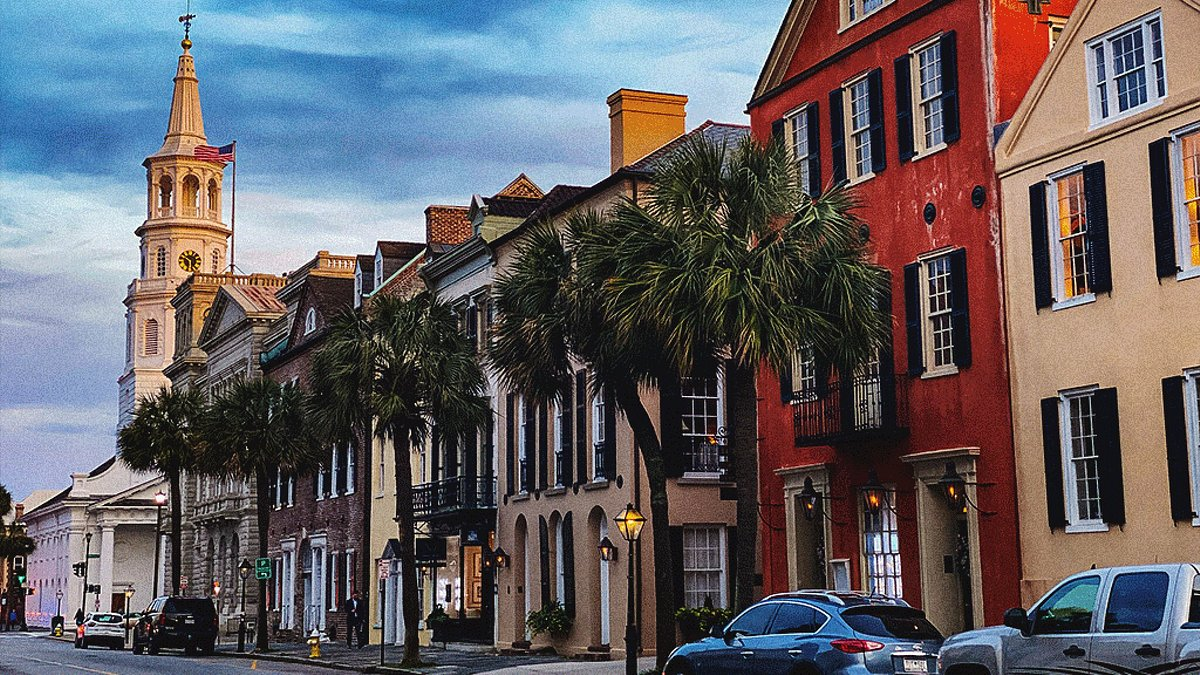 Explore Charleston’s Historic District and Its Southern Charm in South Carolina