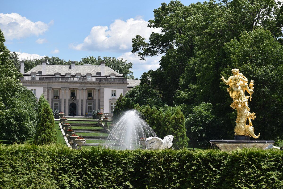 Delaware’s Elegant Nemours Estate