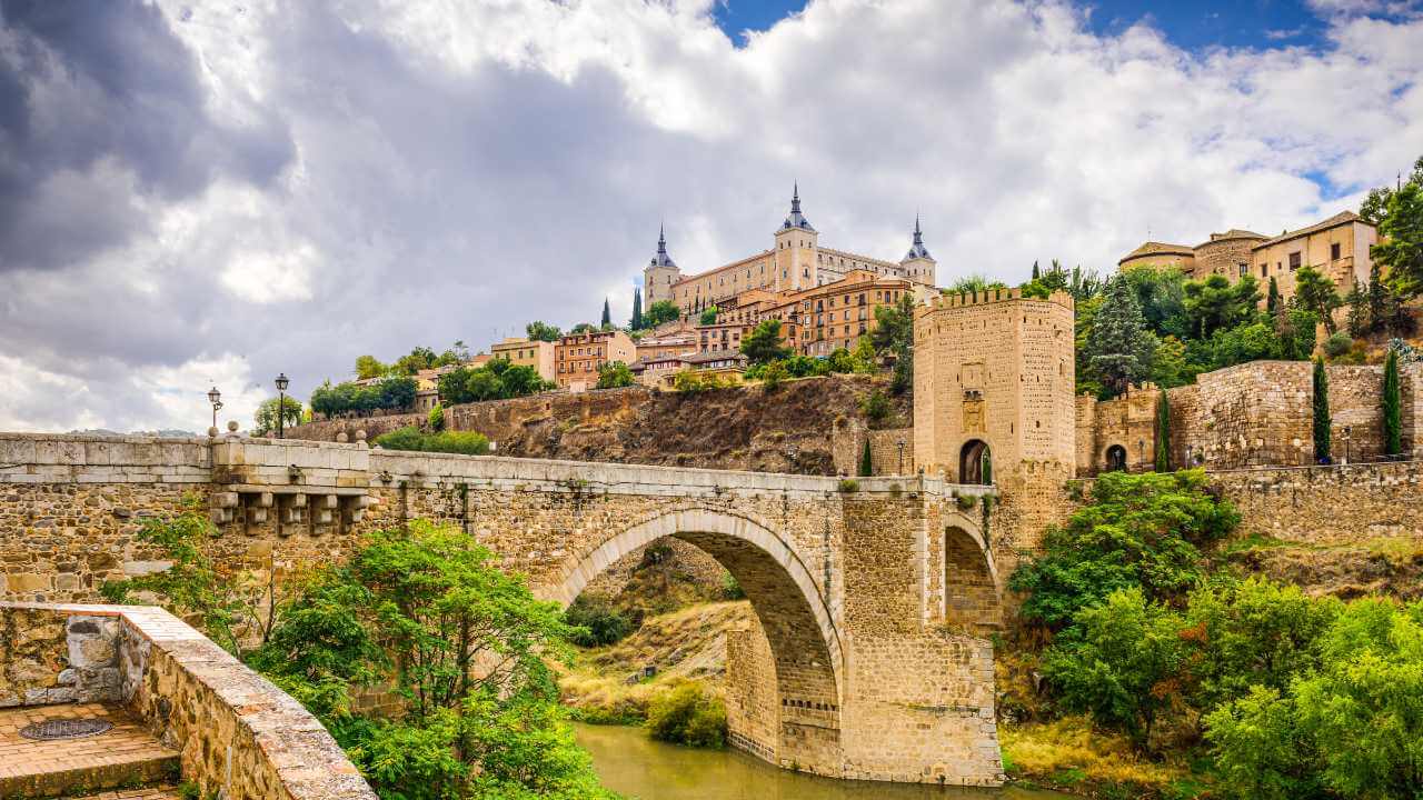 Explore Toledo’s Rich Cultural Tapestry Near Madrid
