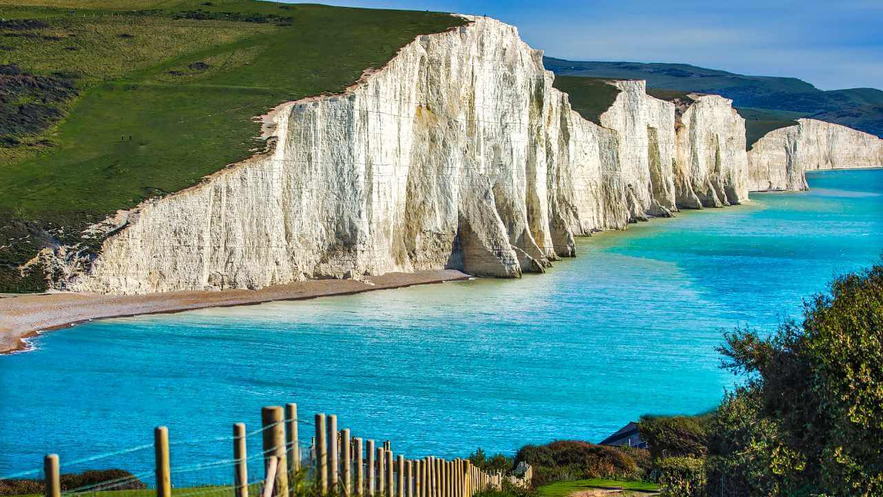 Hike the Iconic White Cliffs of Dover from London