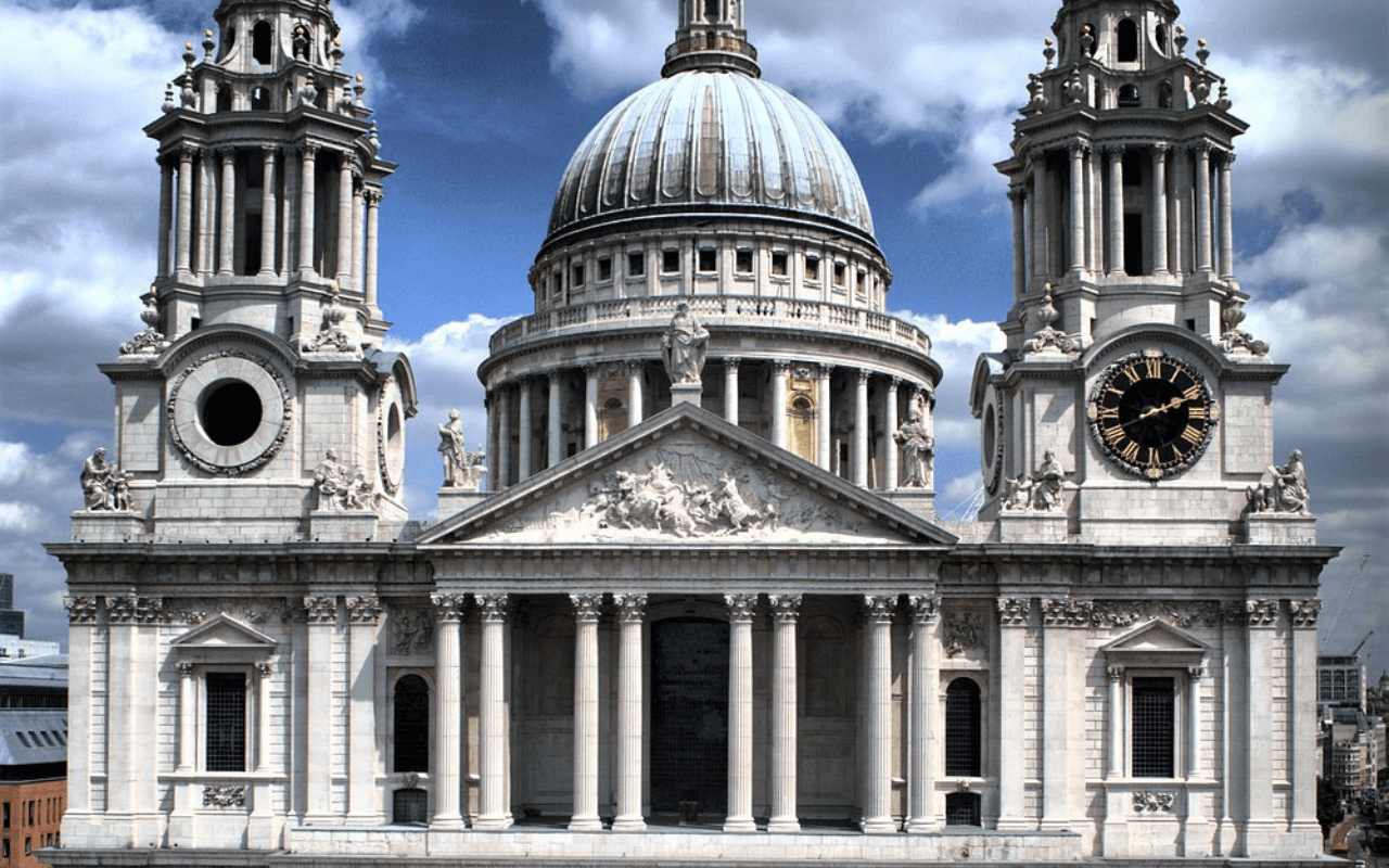 Westminster Abbey and St. Paul’s Cathedral - London’s Crown Jewels