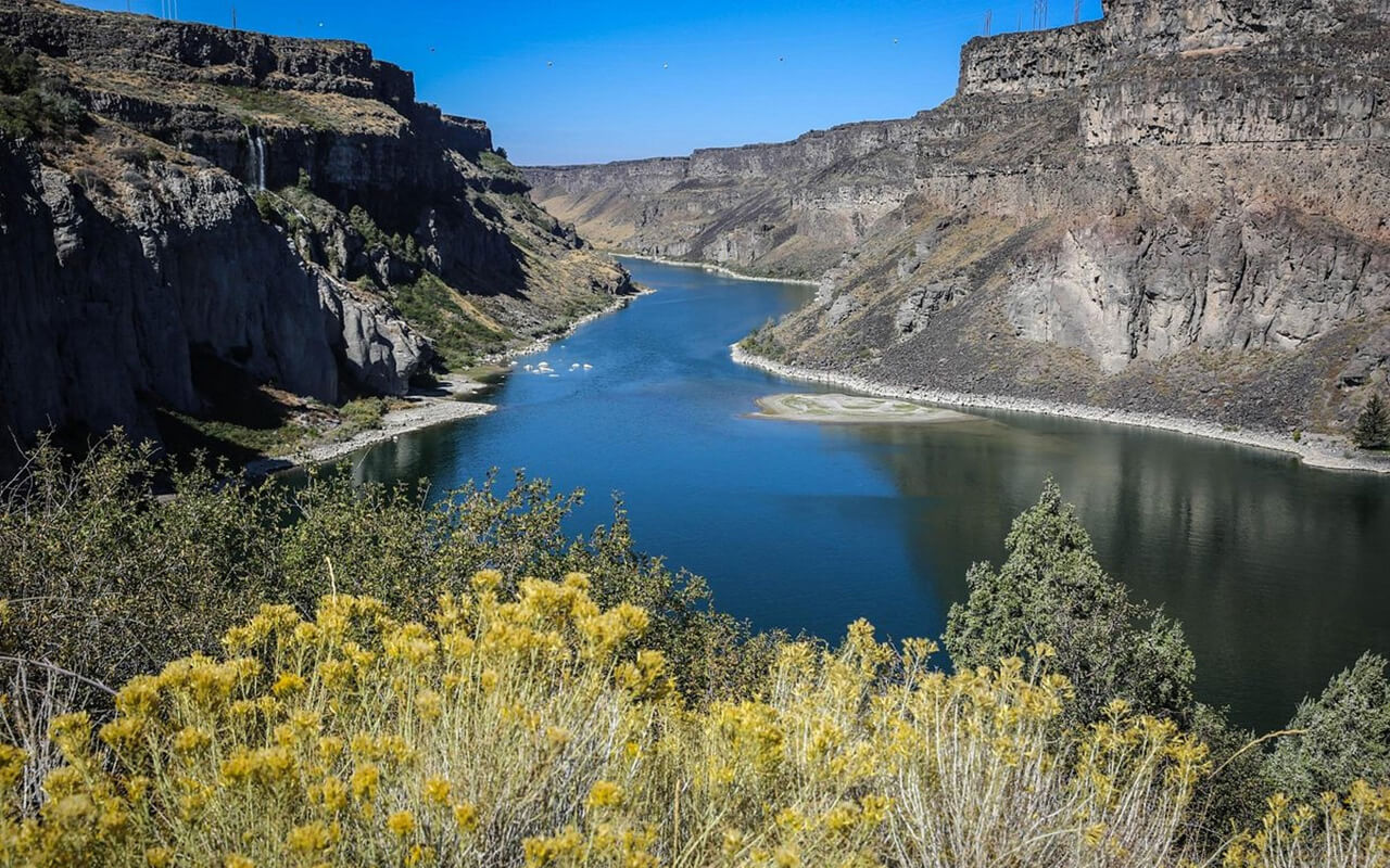Hawaii: Explore Lanai’s Otherworldly Garden of the Gods
