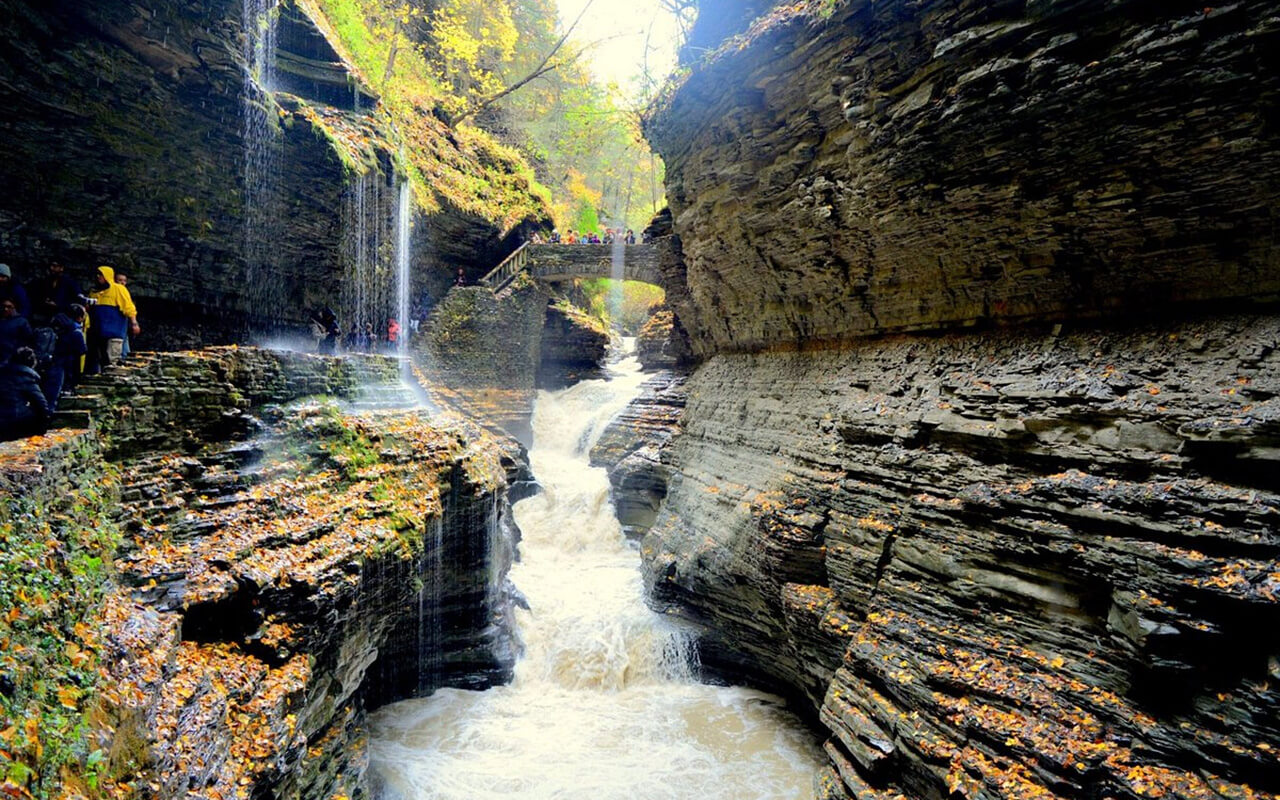 New York: Hike Through the Waterfall-Filled Watkins Glen State Park