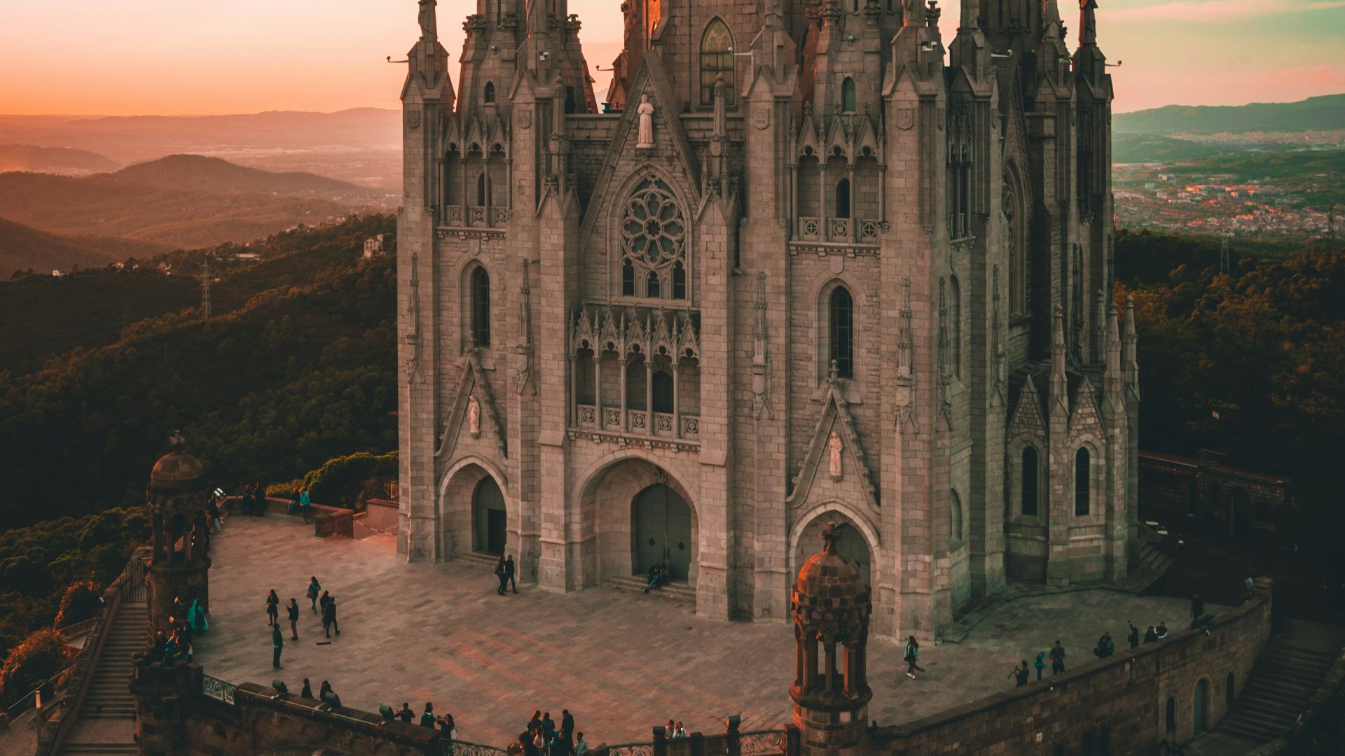 Barcelona’s Charm Struggles Under Tourist Pressure