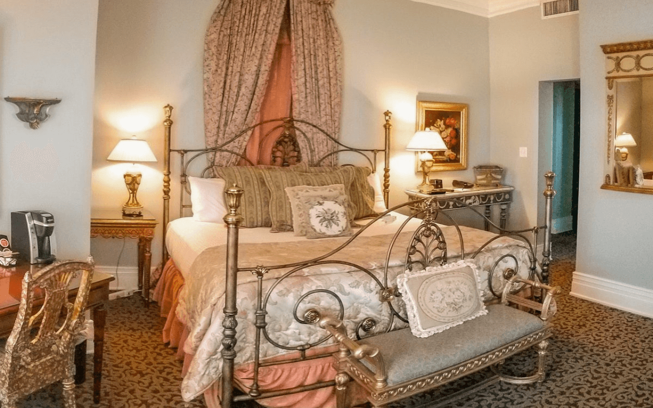 West Virginia’s Blennerhassett Hotel: Victorian Elegance in Parkersburg