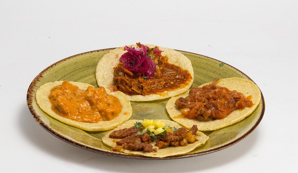 Tacos El Chaparrito: Timeless Family-Owned Flavor