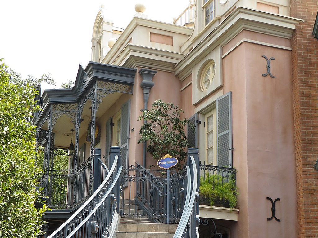 Peek at Walt Disney’s Secret Apartment