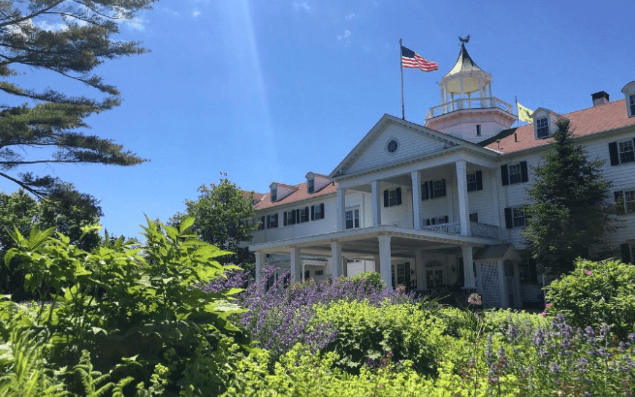 The Colony Hotel: Maine’s Coastal Eco-Friendly Classic