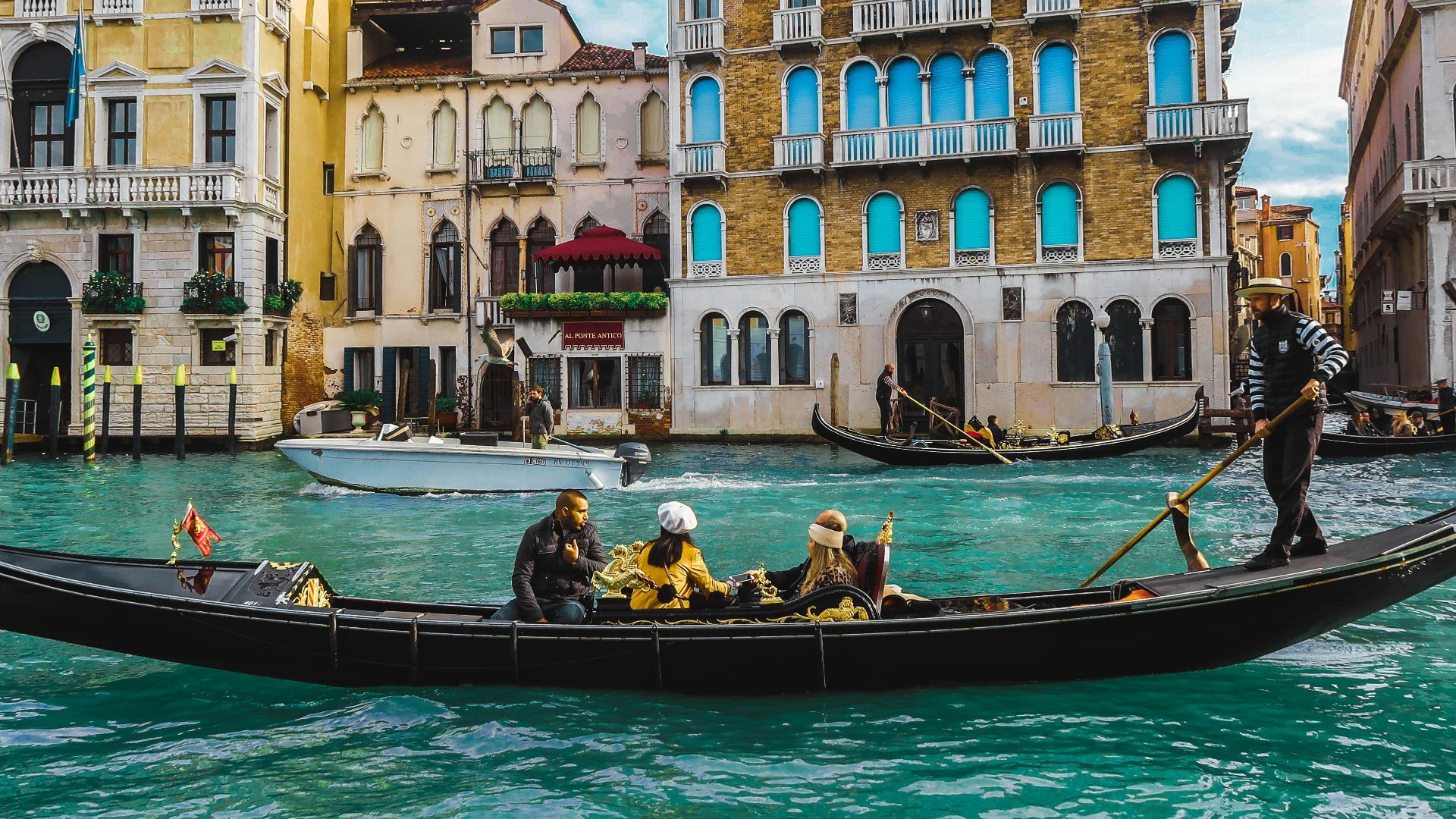 Venice: Stunning Yet Swamped by Tourists