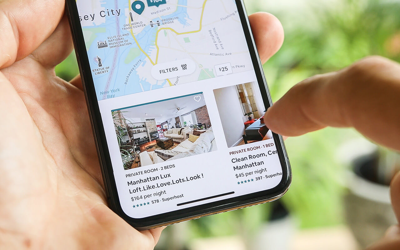 Hunt for Last-Minute Discounts