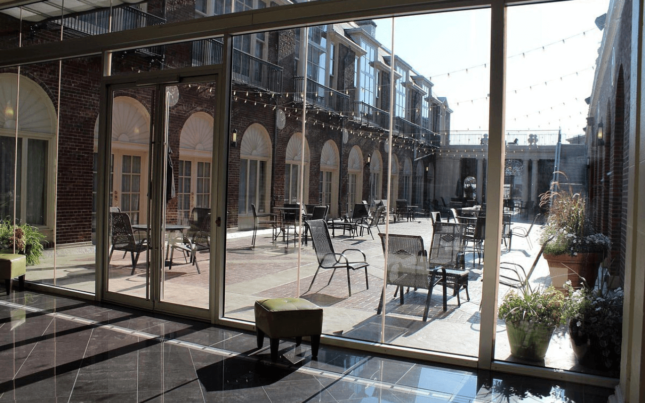 Omaha’s Magnolia Hotel: A Downtown Architectural Jewel