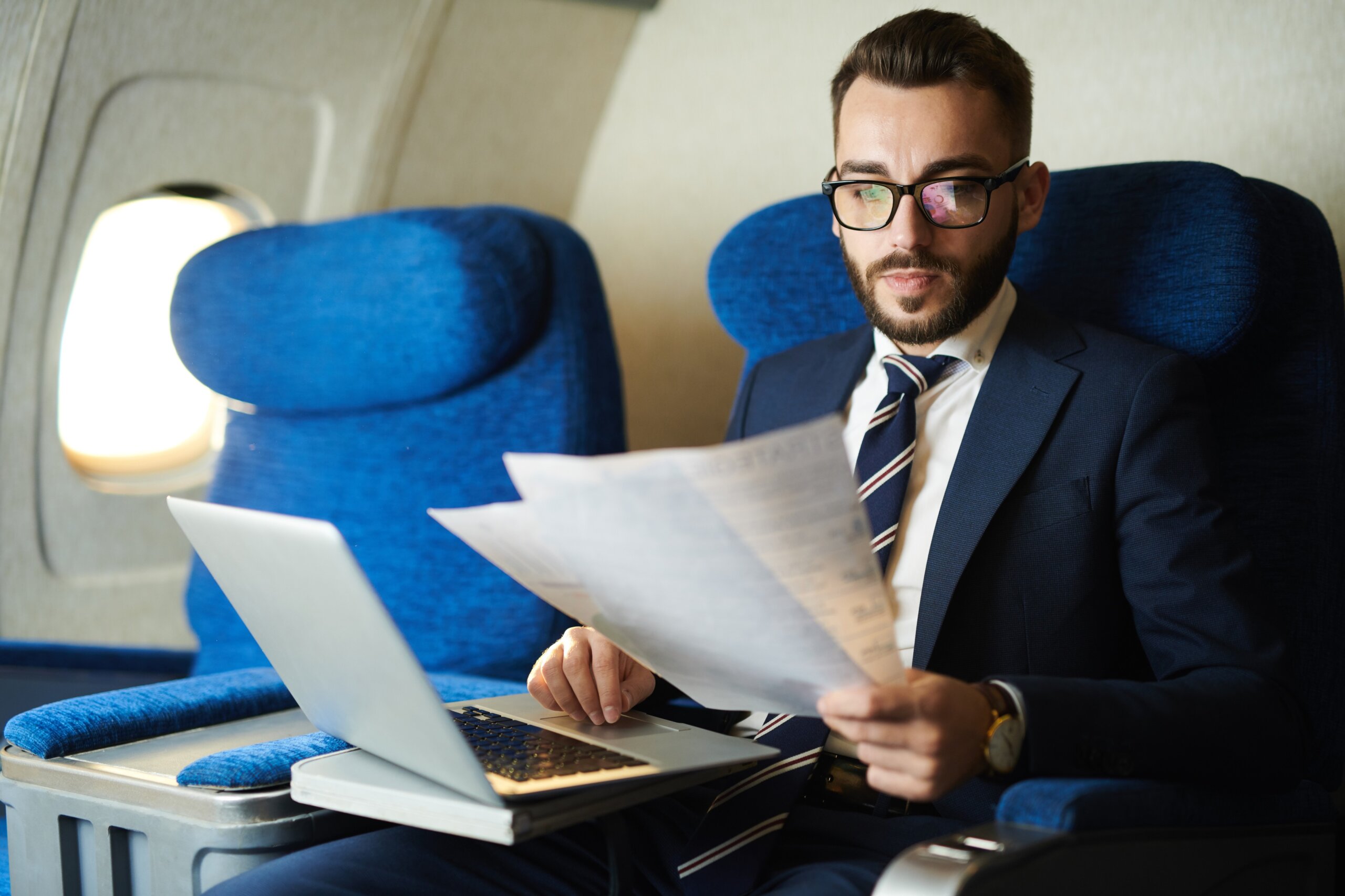 Business Travelers Needing to Work In-Flight