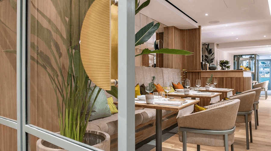 L’Astrance’s Seasonal French Innovation in Paris