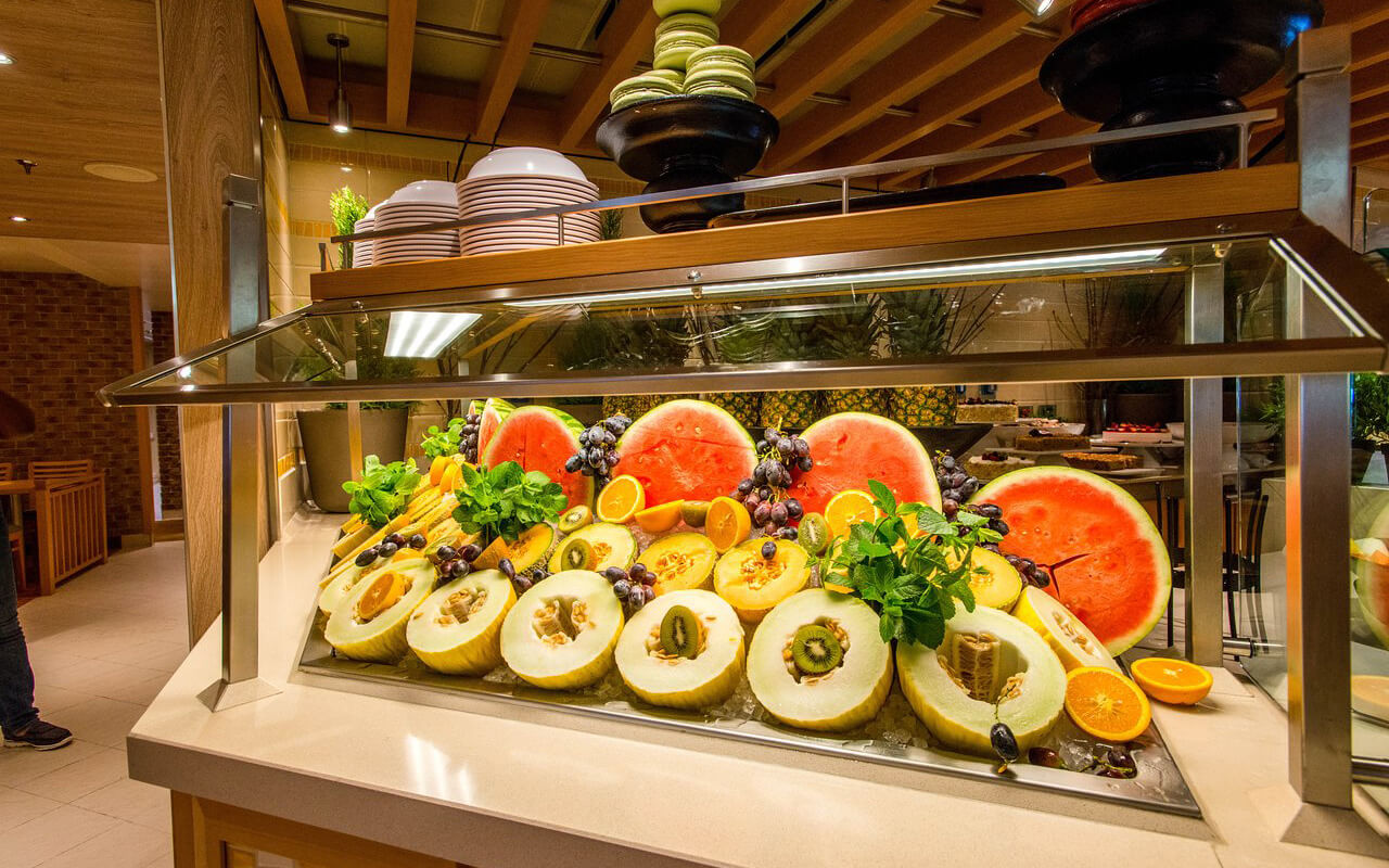 Carnival Cruise Line: Affordable Adventures for Food Fans