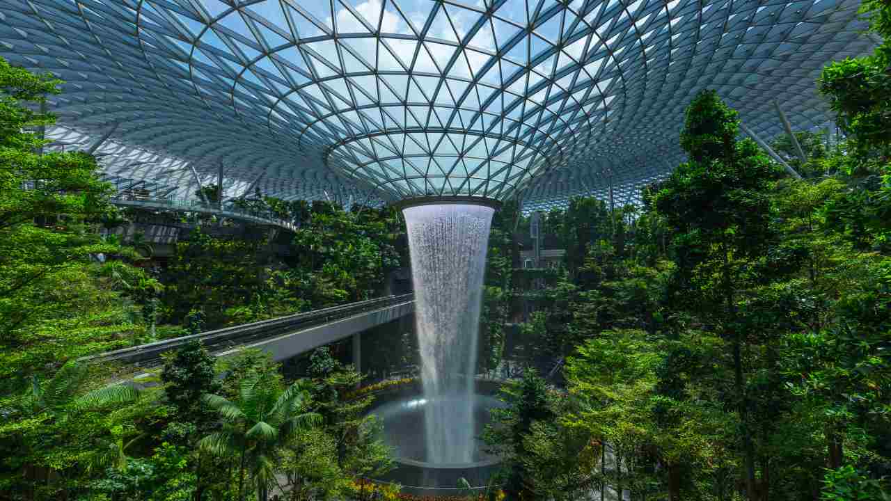 Singapore’s Changi Airport: The Ultimate Entertainment Hub