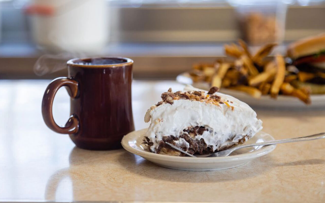 Schmucker’s Restaurant: Toledo’s Generational Pie Haven