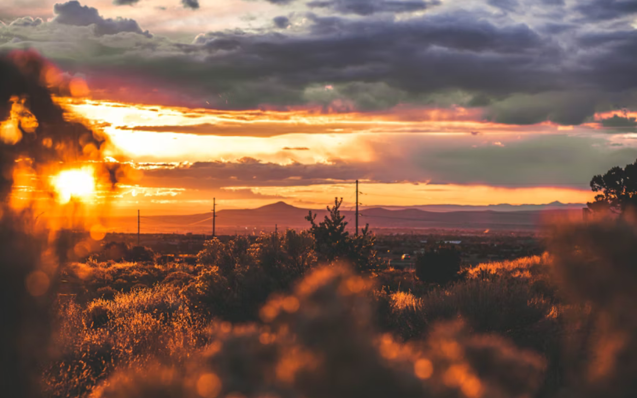 Santa Fe, New Mexico: Artistic Flair in a Desert Landscape