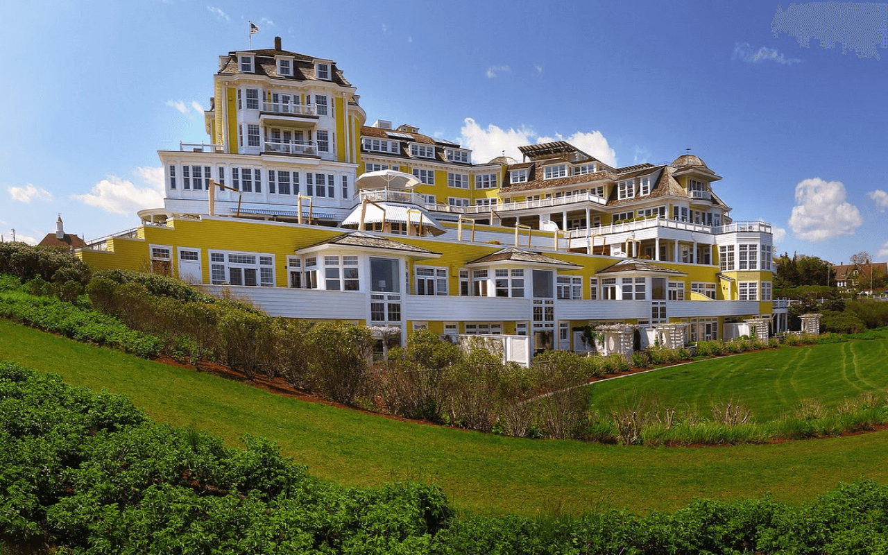 Rhode Island’s Ocean House: A Quintessential New England Seaside Resort