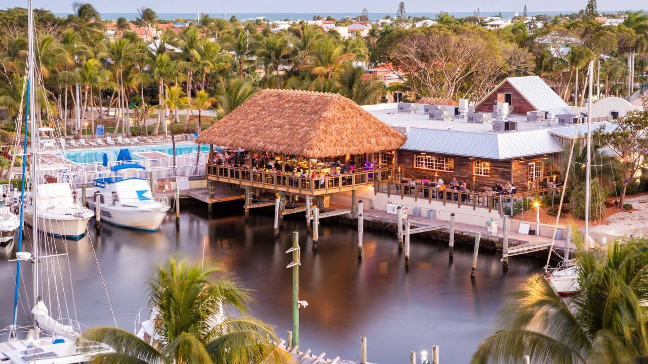 Skippers Dockside: Classic Keys Flavors
