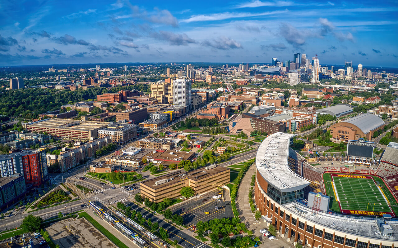 Minneapolis-St. Paul, MN: A Blend of City Life and Indoor Walkways