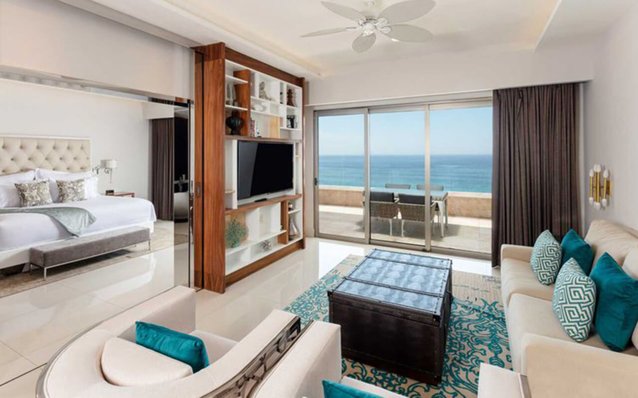 Garza Blanca: Luxury and Family Fun in Los Cabos