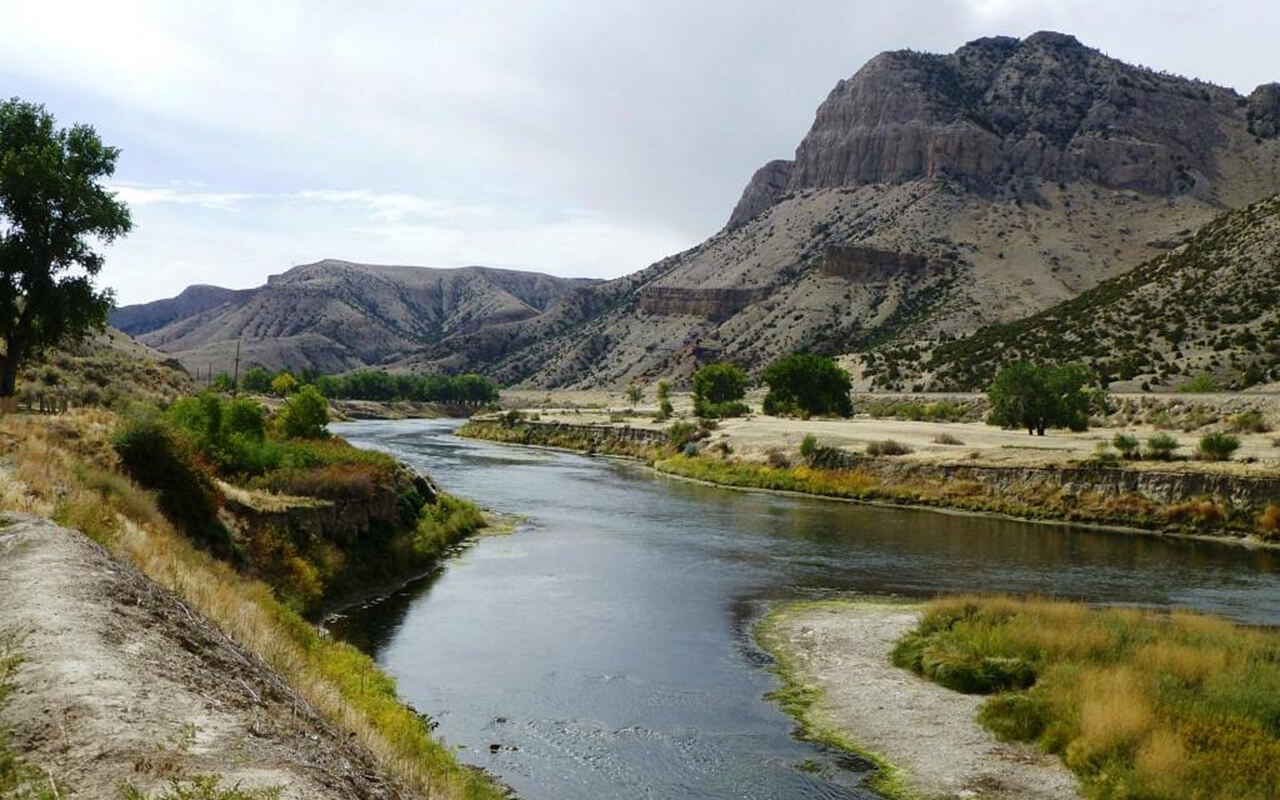 Wyoming: Explore the Remote Wilderness of the Wind River Range
