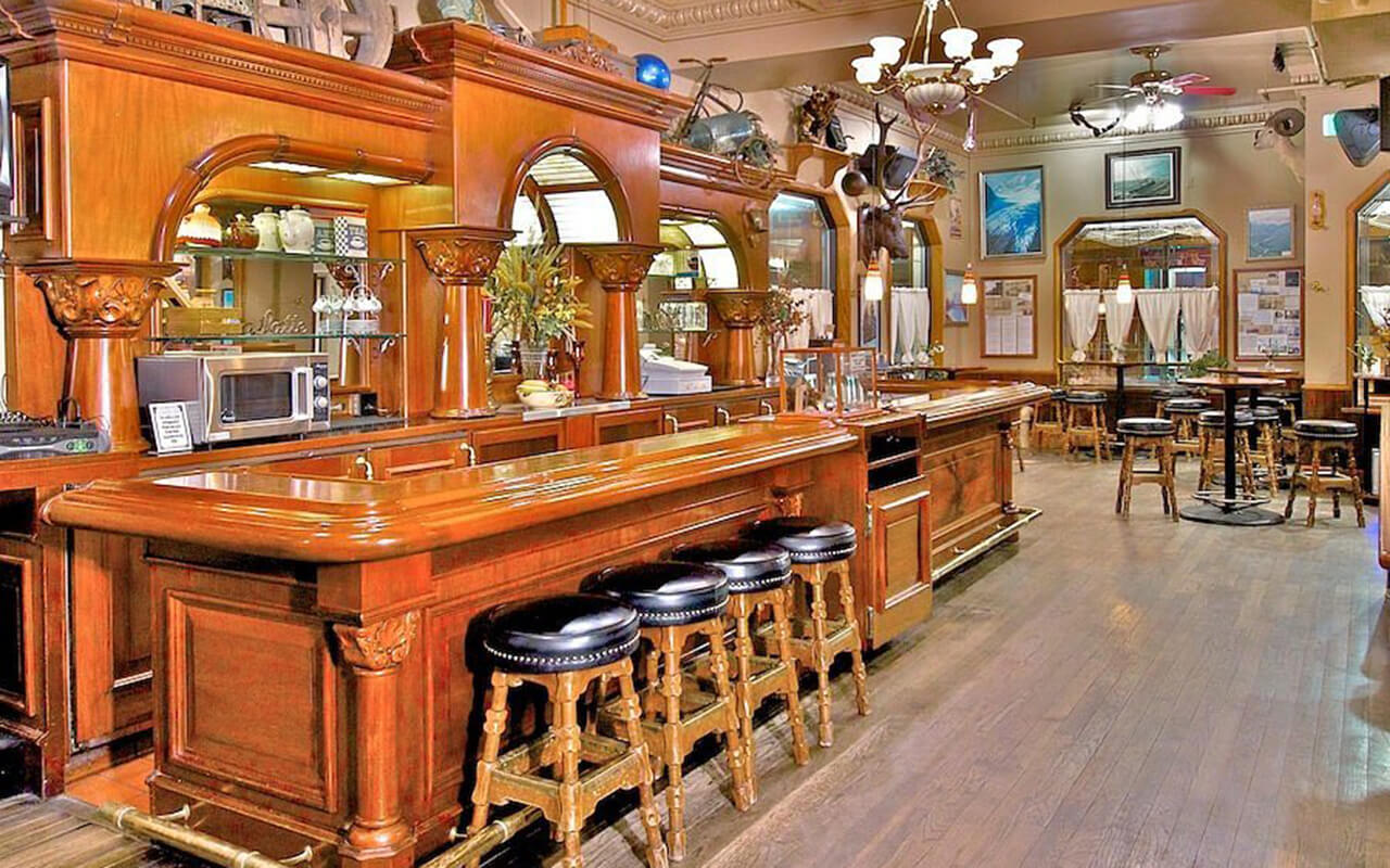 Anchorage’s Historic Anchorage Hotel: Alaska’s Premier Meeting Spot