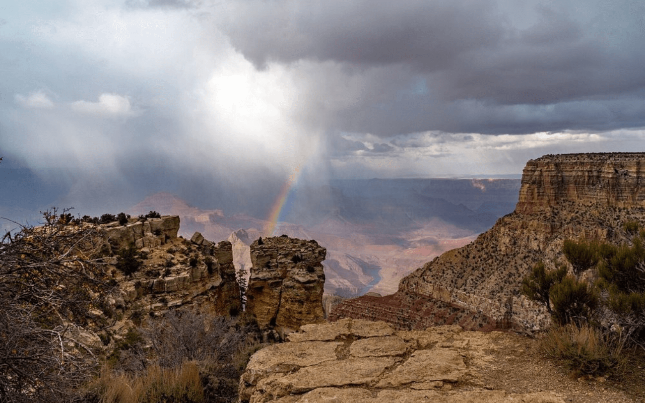 Arizona’s Grandview Point: Awe-Inspiring Canyon Vistas