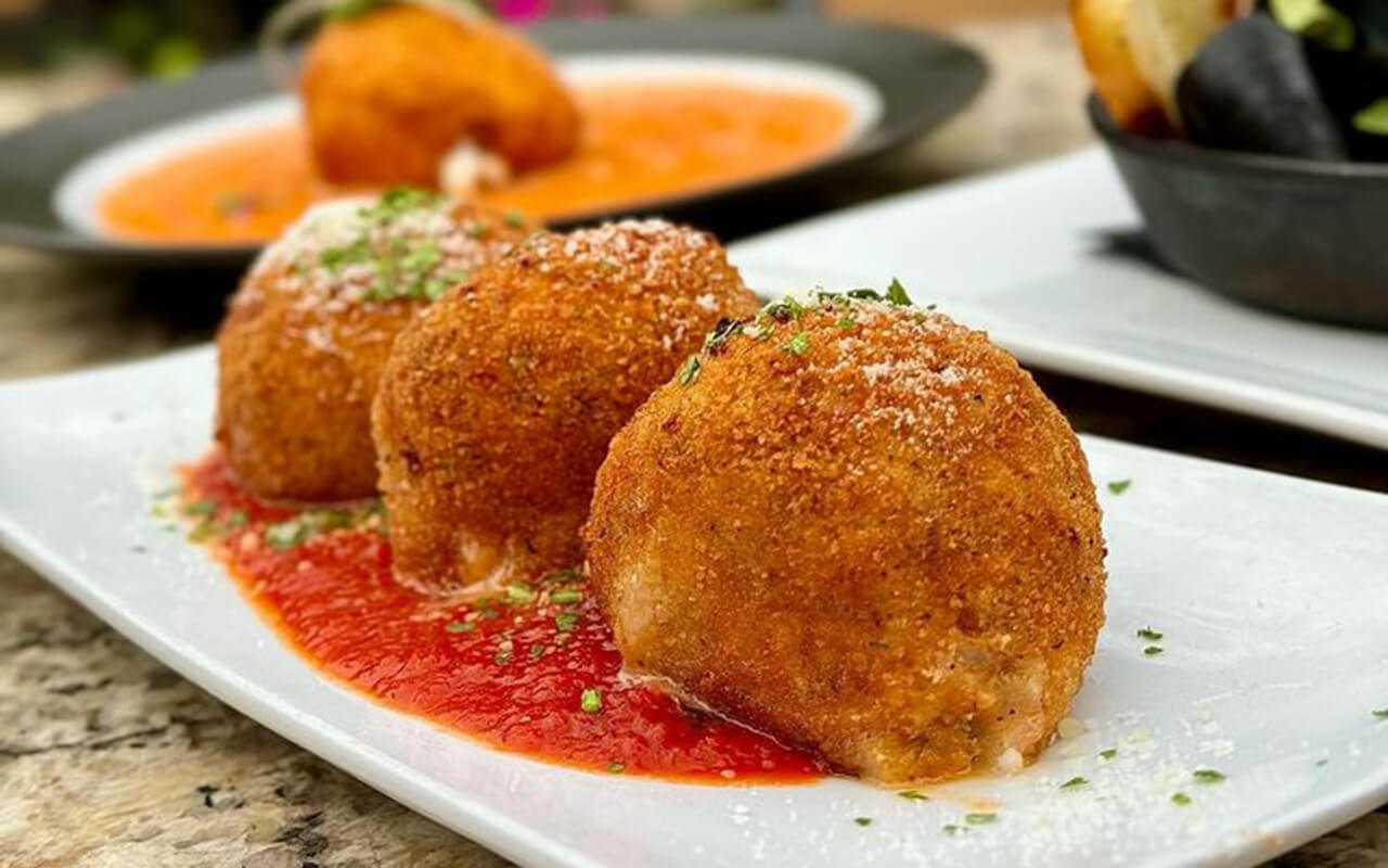 Consiglio’s: Connecticut’s Oldest Family Italian Restaurant