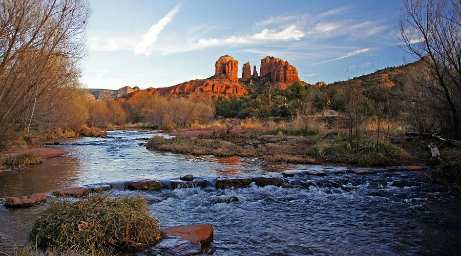 Hike the Stunning Cathedral Rock Trail in Sedona, Arizona