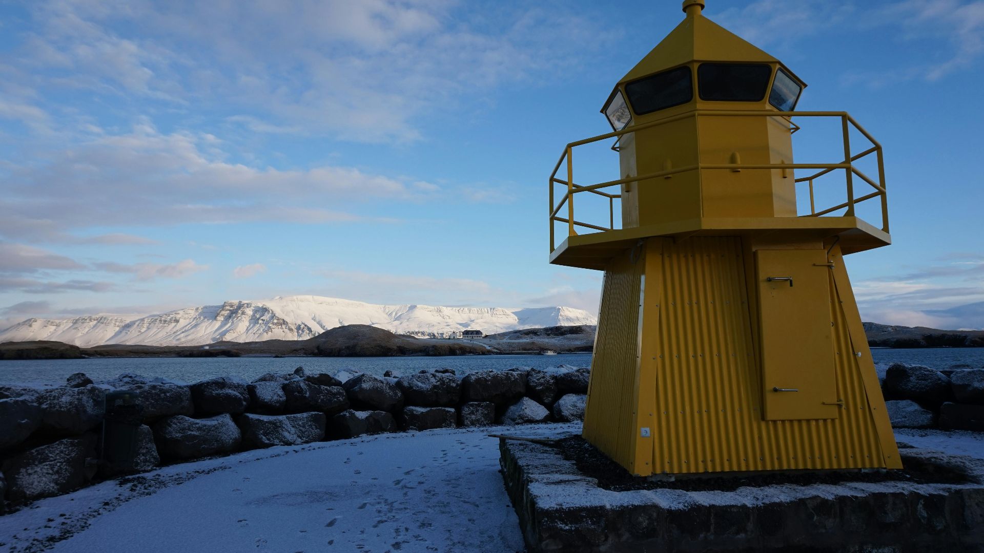 Reykjavik: Gateway to Nature but Costly and Unpredictable