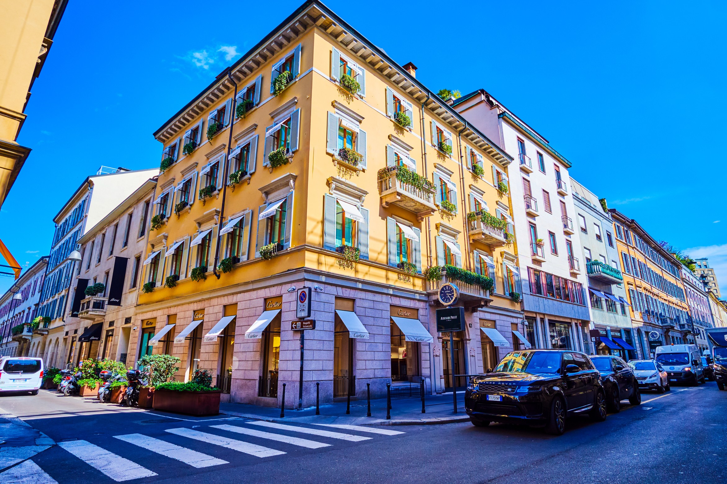 Milan’s Fashion Hub: Via Monte Napoleone